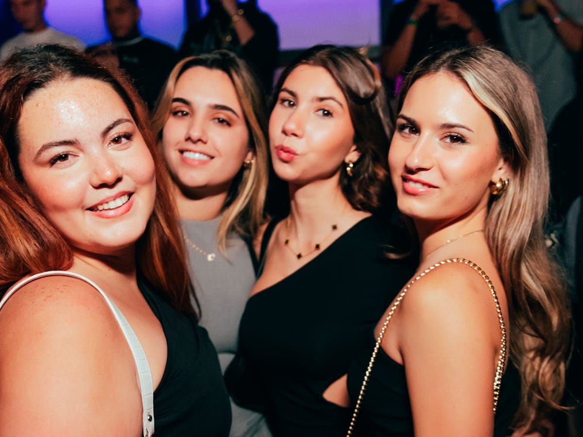 Reggaetón nights