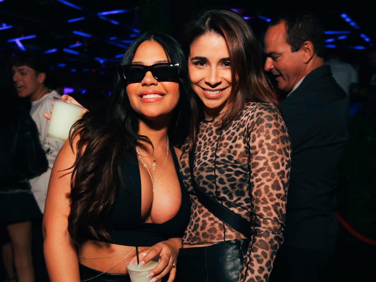 VIP table service